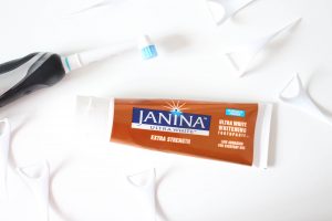 Janina Ultra White